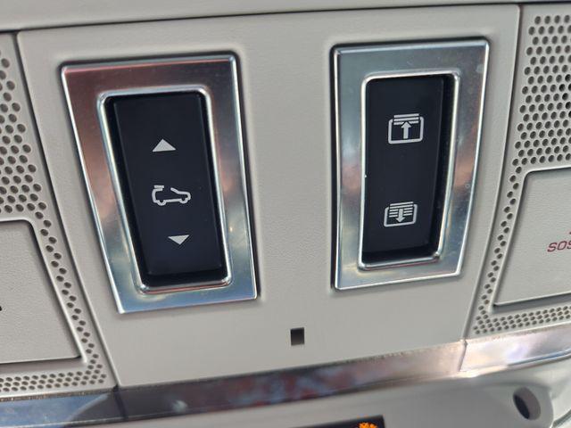 2024 Land Rover Defender 110 P500 SE