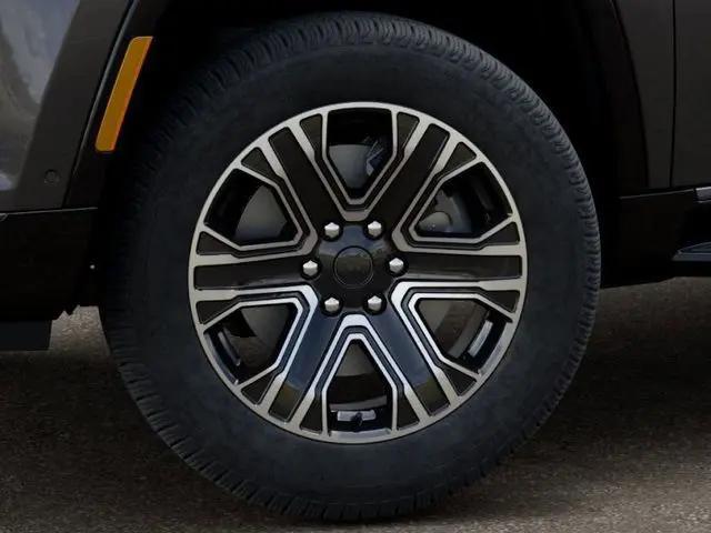 2026 Jeep Grand Wagoneer 4x2