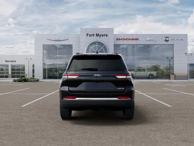 2026 Jeep Grand Cherokee Altitude 4x2