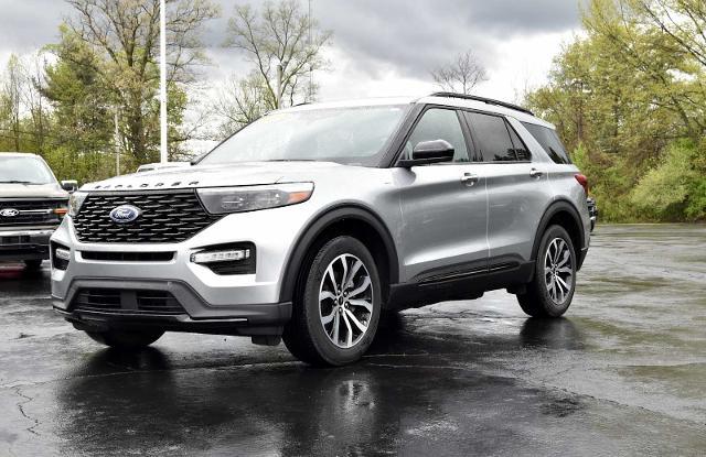 2023 Ford Explorer ST-Line