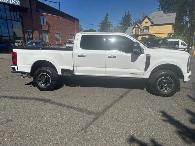 2024 Ford F-350 Platinum