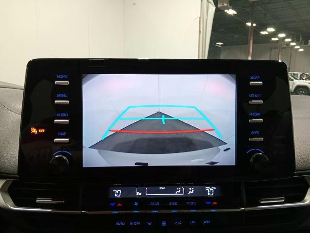 2023 Toyota Sienna LE