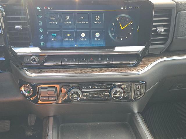 2024 Chevrolet Silverado 3500HD 4WD Double Cab Long Bed LT