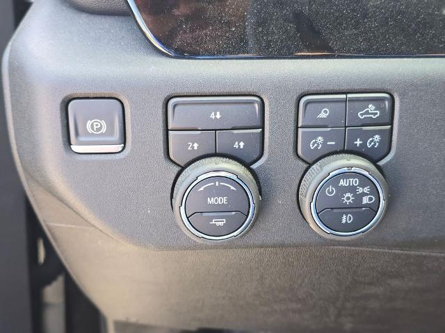 2024 Chevrolet Silverado 3500HD 4WD Double Cab Long Bed LT