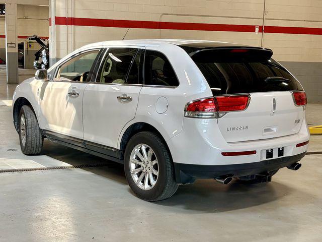 2015 Lincoln MKX Base