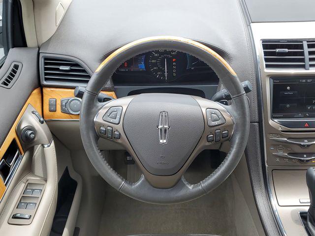 2015 Lincoln MKX Base