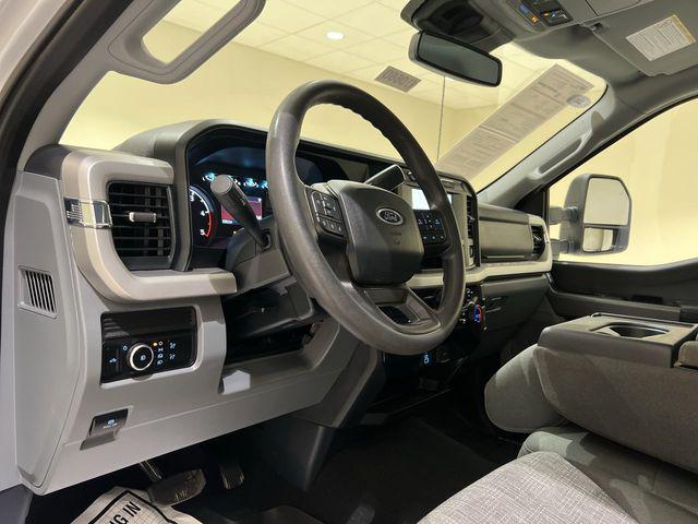 2023 Ford F-350 XLT