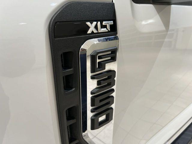 2023 Ford F-350 XLT