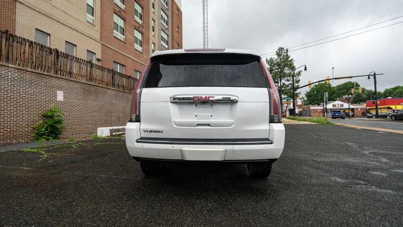 2016 GMC Yukon Denali