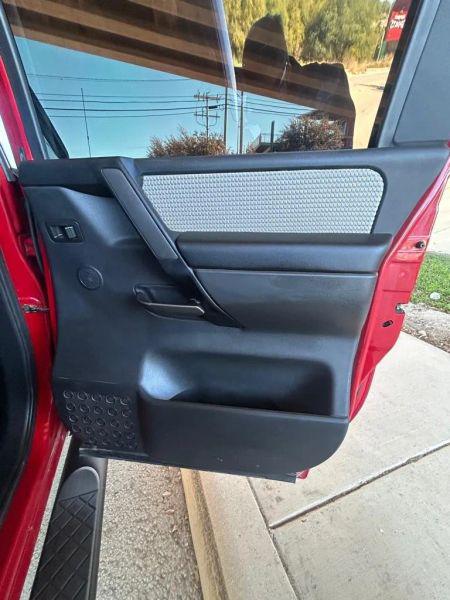 2012 Nissan Titan SV