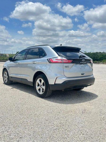 2021 Ford Edge SE