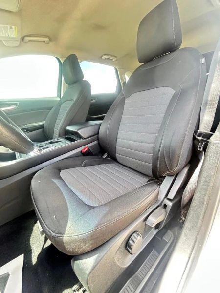 2021 Ford Edge SE
