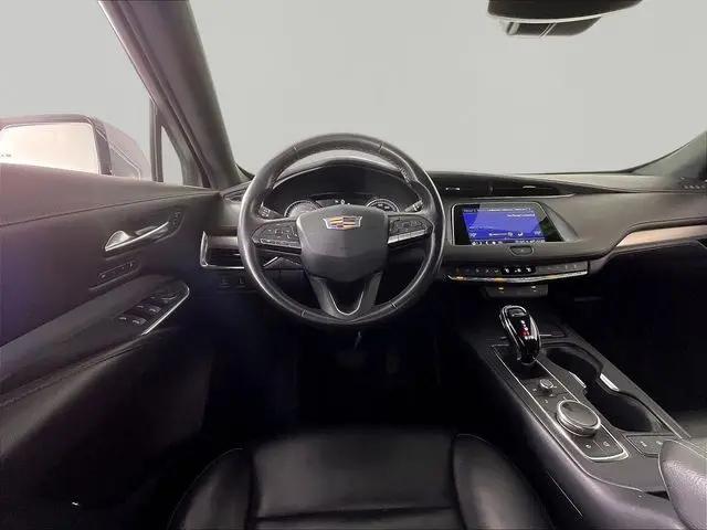2023 Cadillac XT4 AWD Premium Luxury