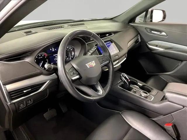 2023 Cadillac XT4 AWD Premium Luxury