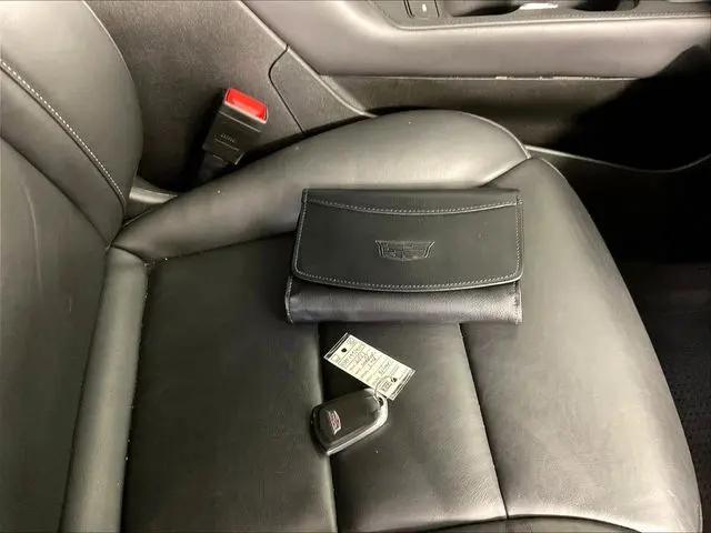 2023 Cadillac XT4 AWD Premium Luxury
