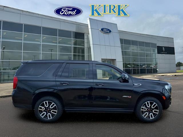 2023 GMC Yukon 4WD AT4