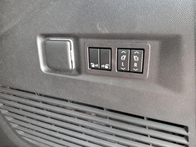 2023 GMC Yukon 4WD AT4