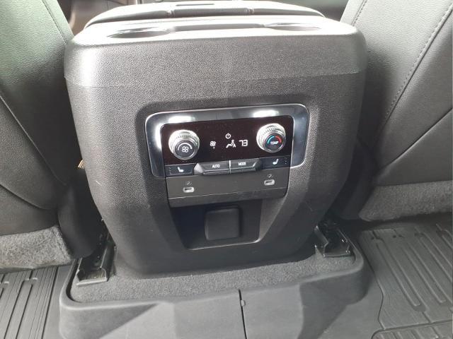 2023 GMC Yukon 4WD AT4