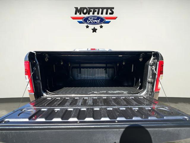 2022 Ram 1500 Big Horn Crew Cab 4x4 5'7" Box
