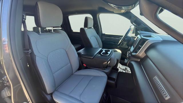 2022 Ram 1500 Big Horn Crew Cab 4x4 5'7" Box