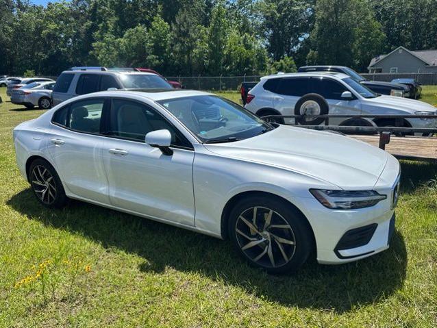2020 Volvo S60 Momentum