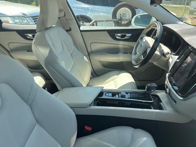 2020 Volvo S60 Momentum