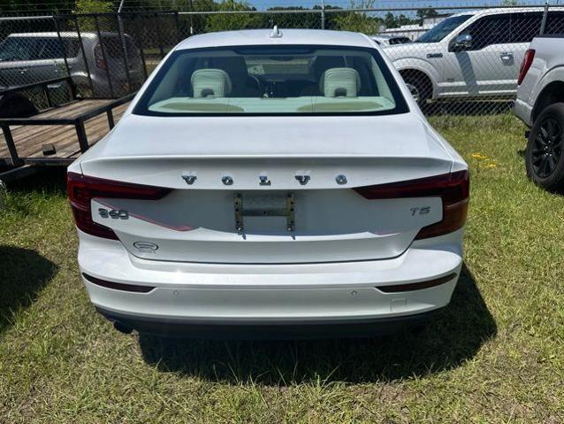 2020 Volvo S60 Momentum