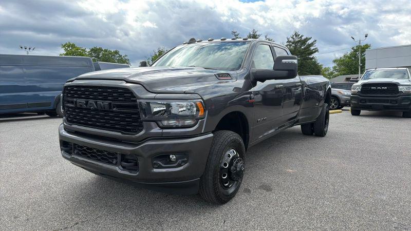 2024 Ram 3500 Big Horn Crew Cab 4x4 8' Box for sale in Langhorne, PA