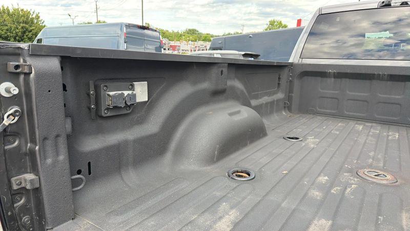 2024 Ram 3500 Big Horn Crew Cab 4x4 8' Box