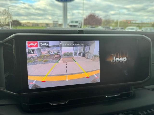 2024 Jeep Gladiator Sport