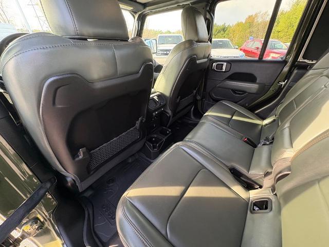 2024 Jeep Gladiator Sport