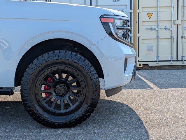 2025 Ford Expedition Platinum MAX