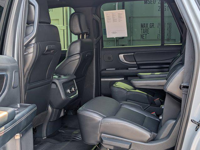 2025 Ford Expedition Platinum MAX