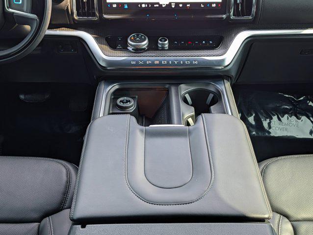 2025 Ford Expedition Platinum MAX