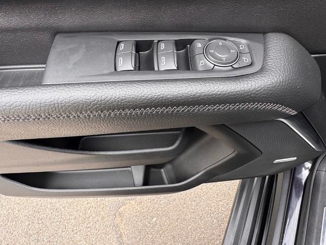 2025 GMC Yukon 4WD Denali