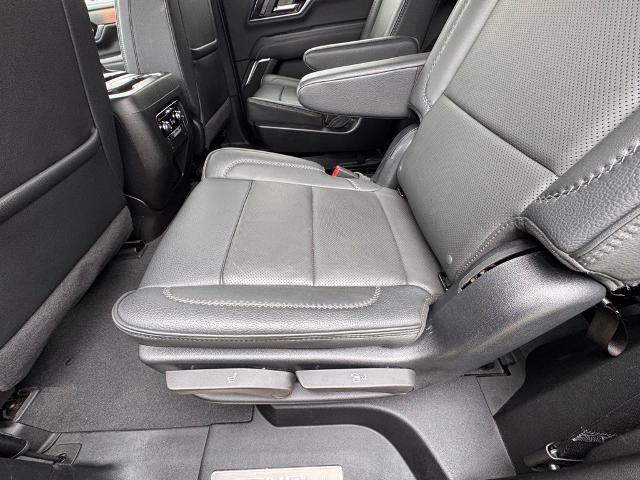 2025 GMC Yukon 4WD Denali