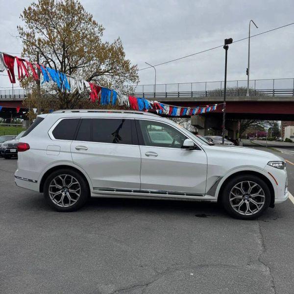 2021 BMW X7 xDrive40i