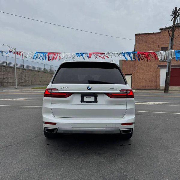 2021 BMW X7 xDrive40i