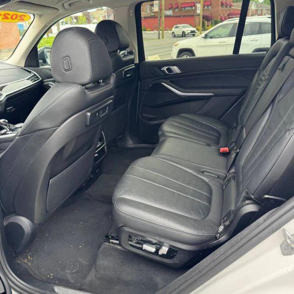 2021 BMW X7 xDrive40i