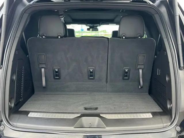2025 Chevrolet Tahoe 4WD RST