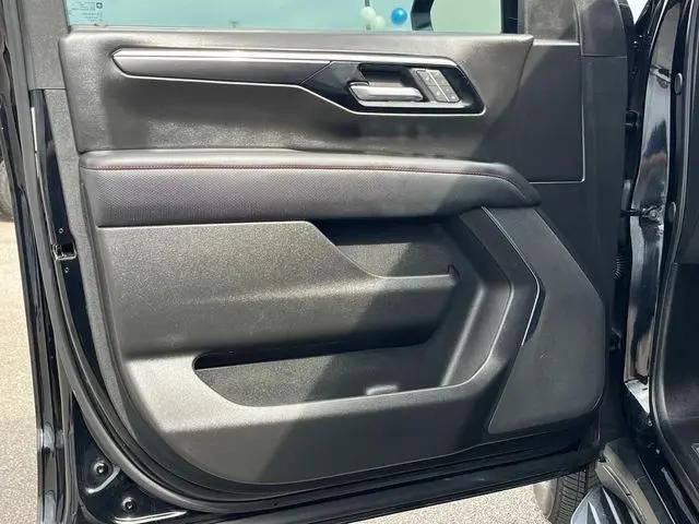 2025 Chevrolet Tahoe 4WD RST