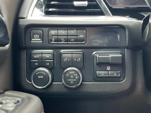 2025 Chevrolet Tahoe 4WD RST