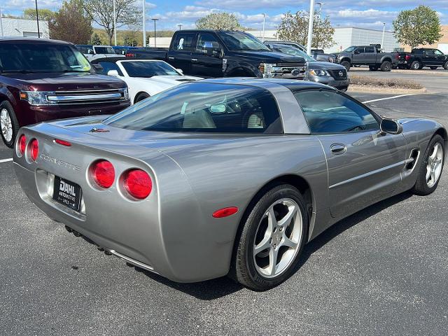 2000 Chevrolet Corvette Base