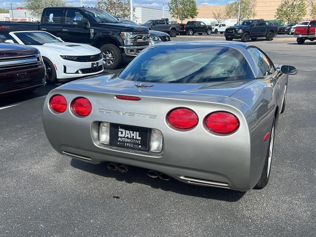 2000 Chevrolet Corvette Base