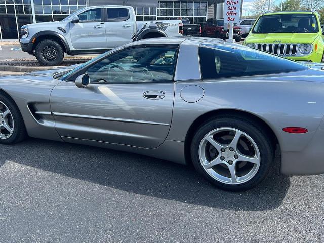 2000 Chevrolet Corvette Base