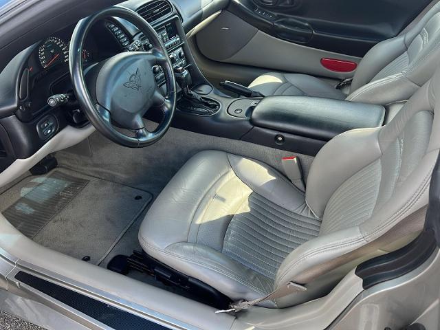 2000 Chevrolet Corvette Base