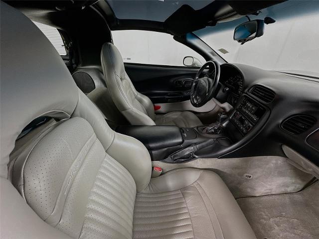 2000 Chevrolet Corvette Base
