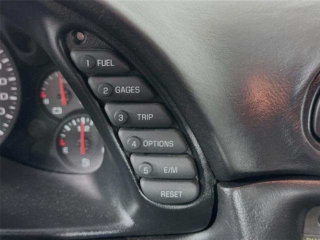 2000 Chevrolet Corvette Base