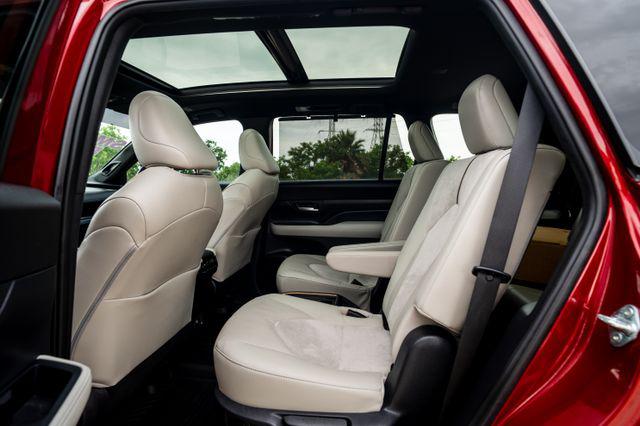 2024 Toyota Grand Highlander Hybrid Platinum MAX