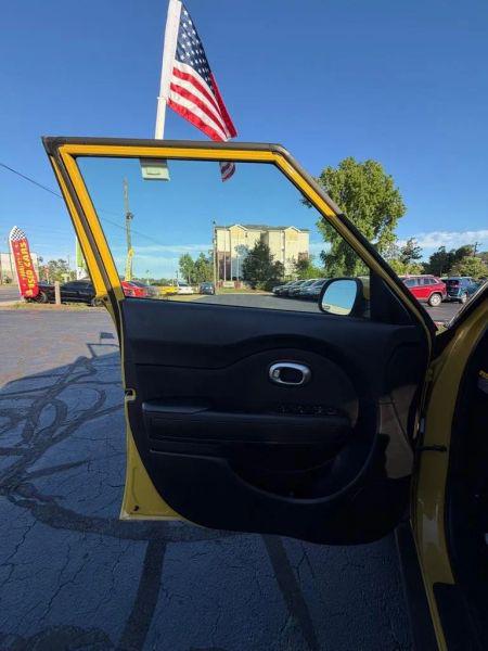 2014 Kia Soul +